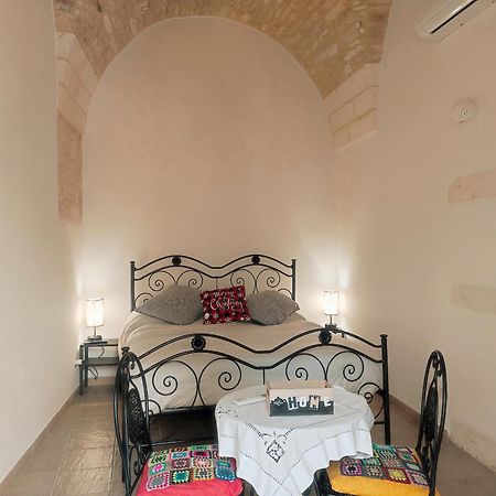 Il Plebiscito Luxury Loft Fronte Basilica Apartman Martina Franca Szoba fotó